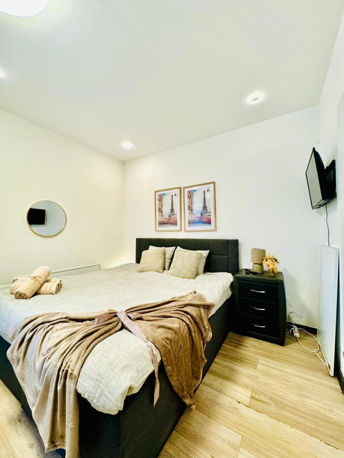 Central King Studio - 10 Mins Walk From Downtown Vienna Luaran gambar